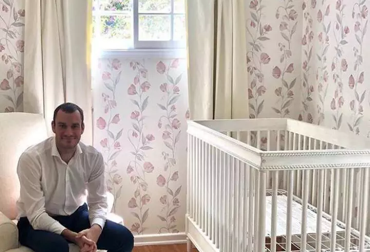 Cum arată fiul cel mic al lui Arnold Schwarzenegger, la 22 de ani. Tatăl lui a fost Mr. Universe, iar el suferă de obezitate morbidă