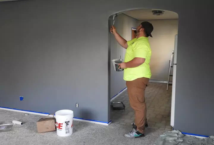 COLECȚII FABULOASE PENTRU COPII MICI, MARI ȘI MAI MARI