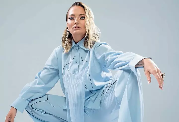 Știați că Marius Tucă are o fată de 22 de ani? Iată cum arată Daria, "Leoaică născută din coama lumii" și cu ce se ocupă