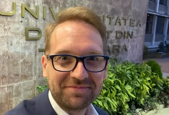 Ce tratamente anti COVID-19 se folosesc în România, atât pentru pacienții cu forme ușoare, cât și pentru cei în stare gravă: "Toate au efecte secundare"