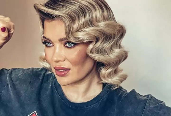 Cum arăta Gabriela Firea la începutul carierei. Prezenta Știrile TVR, acum mai bine de 25 de ani, și era brunetă