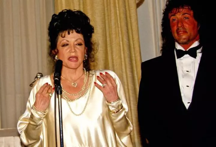 De ce a ieșit Calina Dumitrescu de la Bravo, ai Stil!Celebrities. Făcea atacuri de panică și leșina în culise