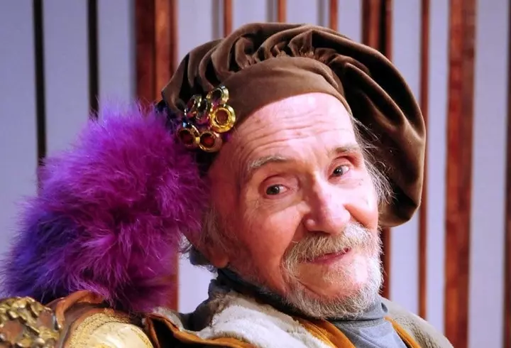 Ramona Olaru, părăsită de Cuza? Mesajul dureros publicat de asistenta TV: ”Oamenii fug imediat”