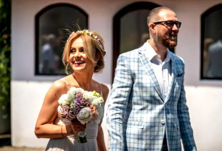 Simona-Gherghe-sarcina-intro