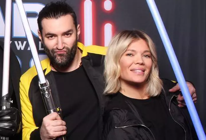 Otniela de la Ferma și-a pus silicoane, dar nu se oprește aici cu operațiile estetice. Primele imagini după intervenția la sâni