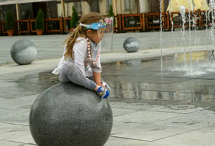 Ce tratamente anti COVID-19 se folosesc în România, atât pentru pacienții cu forme ușoare, cât și pentru cei în stare gravă: "Toate au efecte secundare"