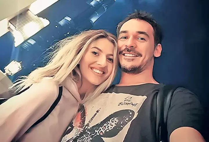 Actorul Johnny Leeze a murit, după ce a fost infectat cu COVID-19