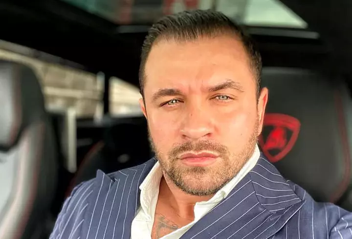 Andi Moisescu, infectat cu coronavirus. Cu o săptămână în urmă, Olivia Steer îndemna oamenii să renunțe la măști!