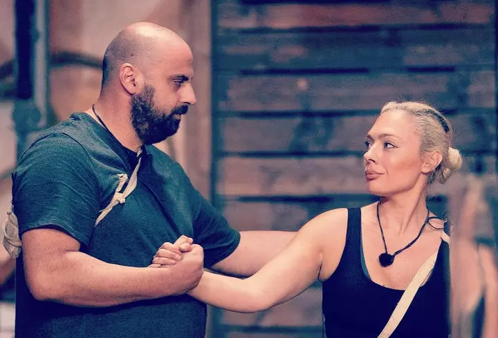 Sasha, fiica vitregă a lui Cornel Galeș, poveste de dragoste controversată. Tânăra voia să meargă la Puterea Dragostei: ”Nu mai poate să îmi fie rușine de nimic în viața asta”