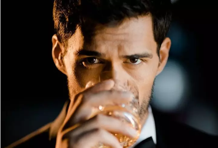 Ștefania Urecheatu de la Mireasa, bătută și tunsă de fostul iubit. Totul ar fi pornit de la Jador