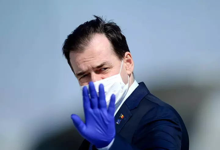 George Burcea încă poartă verigheta, chiar dacă locuiește cu Viviana Sposub? Actorul de la Ferma spune adevărul despre gestul care a stârnit controverse