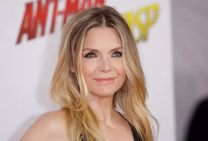 Ellie White a fost testată pozitiv cu COVID-19: ”Voi sta carantinată la domiciliu, cu tratamentul aferent”. Soțul ei a ajuns la spital