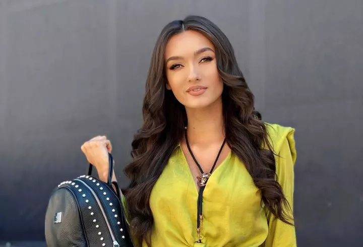 Brigitte Pastramă, desființată de cumnată: "A întreținut relații sexuale la TV, iar fiica ei a ajuns de batjocura clasei din cauza asta!"