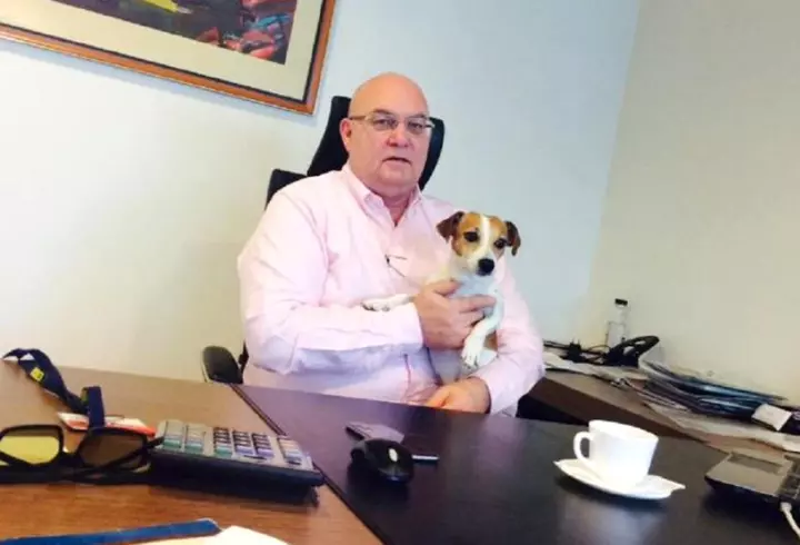 Gina Pistol nu mai ține cont de calorii! A ieșit singură la restaurant și și-a satisfăcut toate poftele culinare