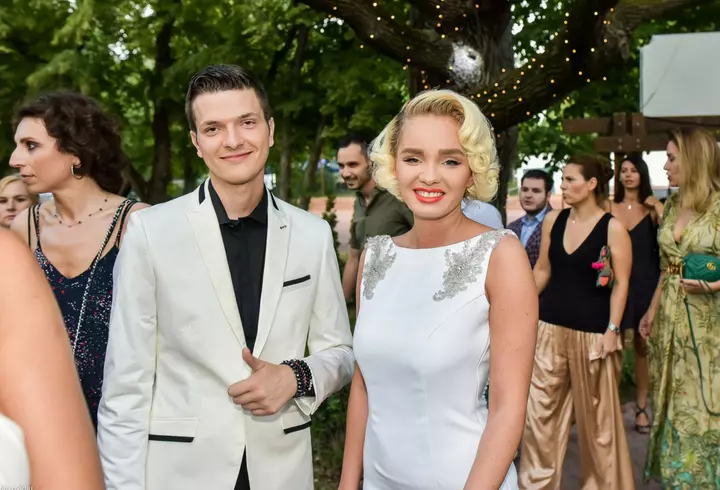 George Burcea încă poartă verigheta, chiar dacă locuiește cu Viviana Sposub? Actorul de la Ferma spune adevărul despre gestul care a stârnit controverse