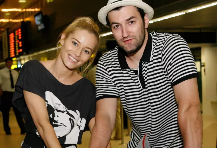 Ștefania Urecheatu de la Mireasa, bătută și tunsă de fostul iubit. Totul ar fi pornit de la Jador