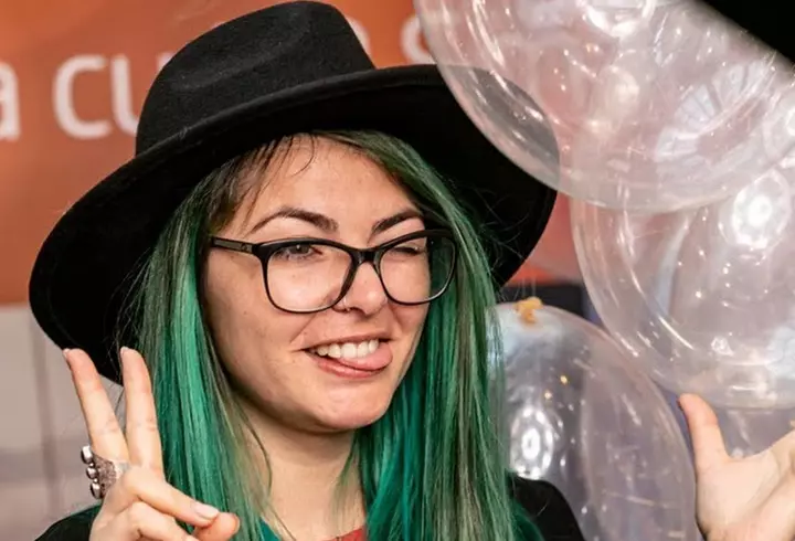 Gina Pistol nu mai ține cont de calorii! A ieșit singură la restaurant și și-a satisfăcut toate poftele culinare