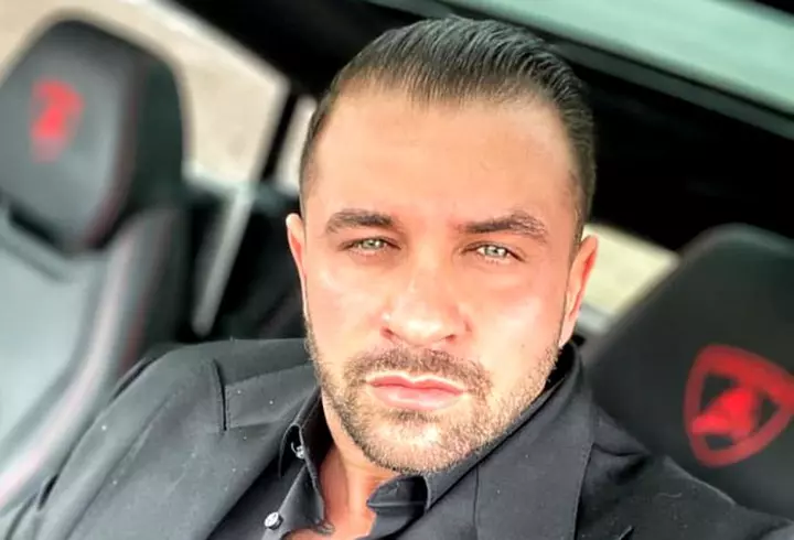 Alex Bodi are o avere colosală, dar sora lui trăiește modest: este casieră la o măcelărie