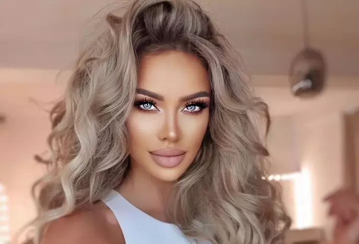 Alex Bodi are o avere colosală, dar sora lui trăiește modest: este casieră la o măcelărie