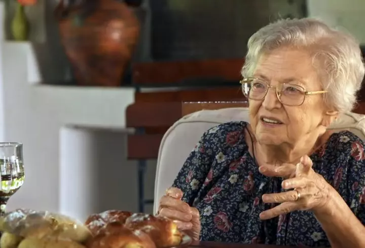 Cântăreața Luiza Zan s-a infectat cu COVID-19 la un concert! "Cel mai greu a fost să mă izolez de copii, să  plângem în camere separate, de dor"