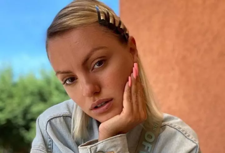 Solistul de muzică populară Dumitru Stroie a murit într-un accident de mașină. Avea 30 de ani