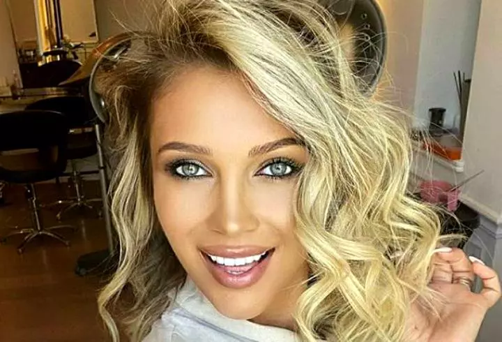 Cristina Joia a depus plângere împotriva femeii care a desfigurat-o. Cine este femeia care a agresat-o în plină stradă