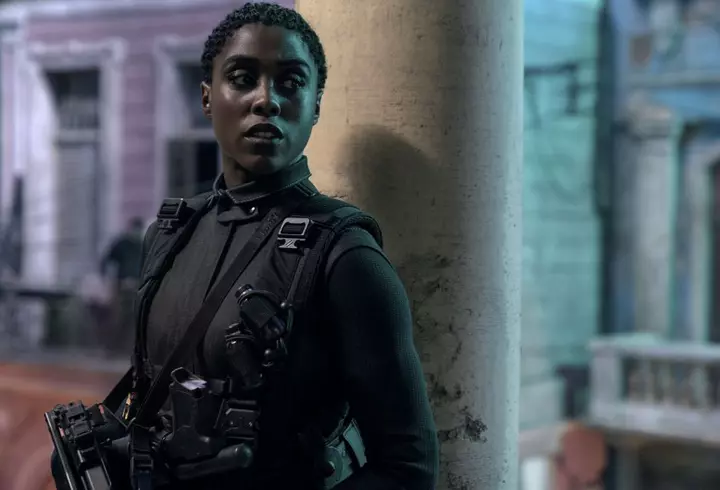 Cristina Joia a depus plângere împotriva femeii care a desfigurat-o. Cine este femeia care a agresat-o în plină stradă