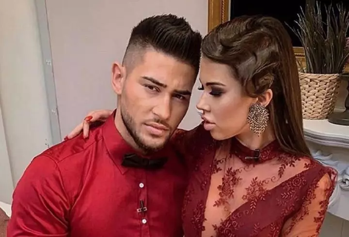 Primele imagini cu Florin Salam, după ce a lipsit de la finala X Factor. A petrecut cu familia, într-un restaurant