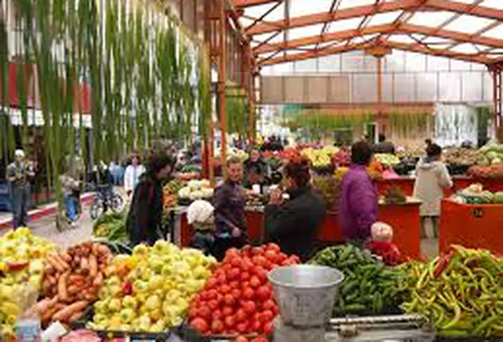 Cum să evităm problemele digestive și toxiinfecțiile alimentare de Sărbători