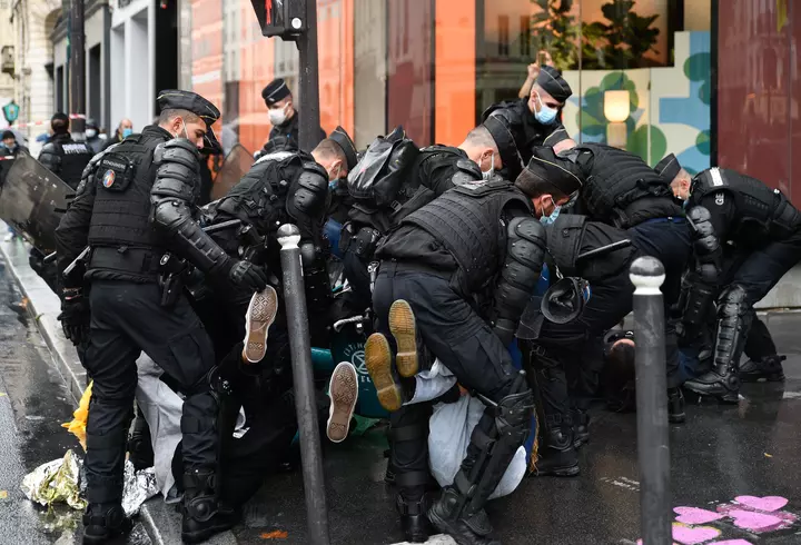 Cum să evităm problemele digestive și toxiinfecțiile alimentare de Sărbători