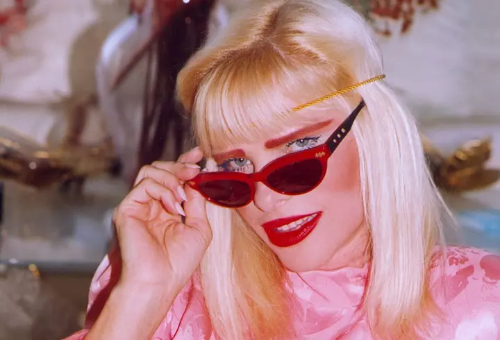 S-a mutat în India, dar nu a scăpat de problemele din România! Iulia Vântur, pe cale să piardă tot într-un proces