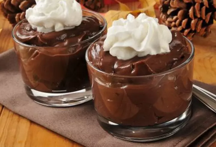 Rețetă de budincă de vanilie și ciocolată. Cum faci cea mai fină budincă