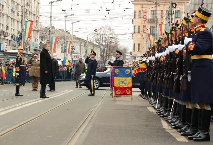 De ce mâncăm mai mult iarna? Explicația și soluțiile nutriționistului: suntem mult mai predispuși la depresie
