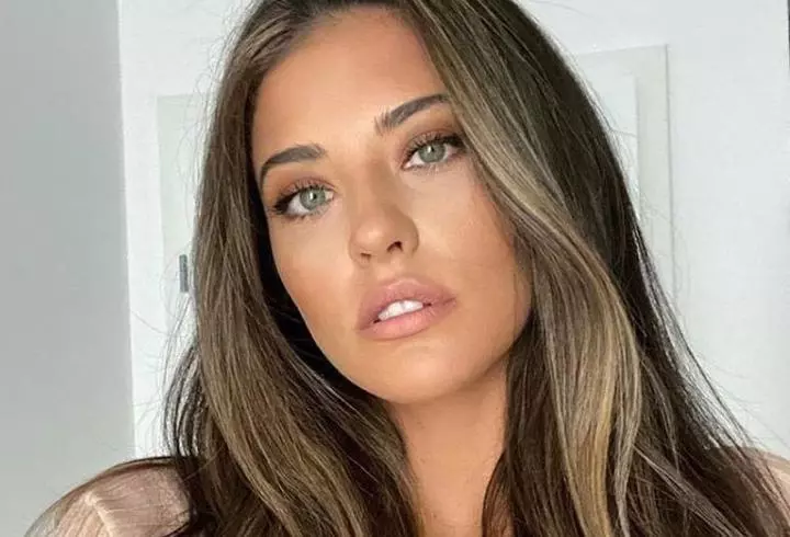 Maria Cârneci a apelat la medicul estetician, după decesul soțului. Cum arată acum artista în vârstă de 68 de ani