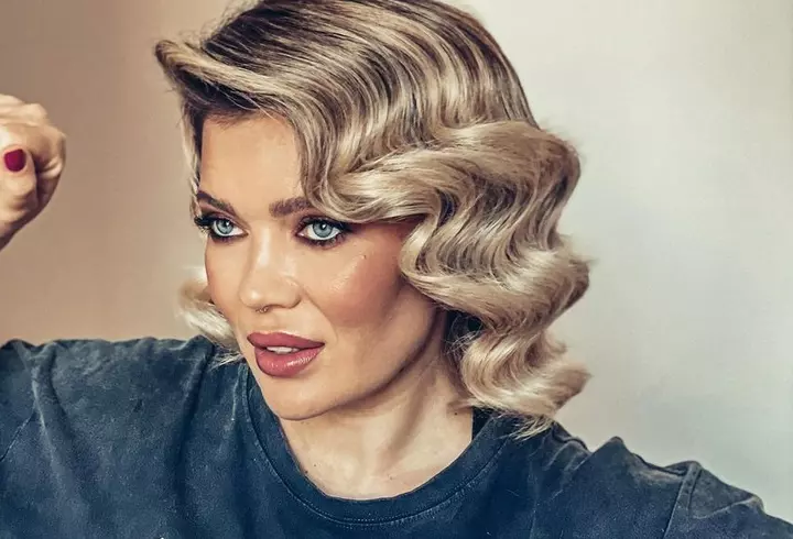 Reacția lui Lucian Mîndruță, după ce soția lui s-a vaccinat împotriva COVID-19. Cum se simte Ioana