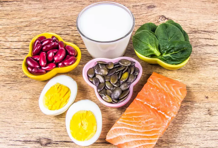 Alimentele care te ajută să scapi de insomnie. Ce să mănânci pentru a adormi mai ușor