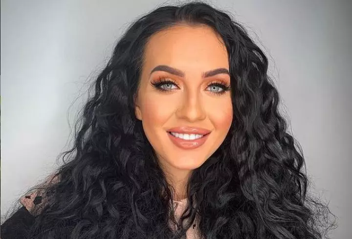 Bianca Drăgușanu, criză de gelozie din cauza Iuliei Sălăgean. Gabi Bădălău îi vorbește urât vedetei: ”Ești...”