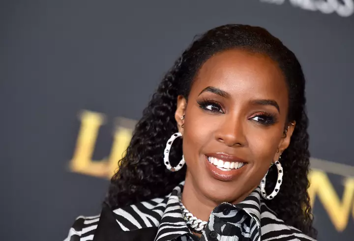 O mai ții minte pe Gianina Corondan? Cum arată și cu ce se ocupă la 50 de ani