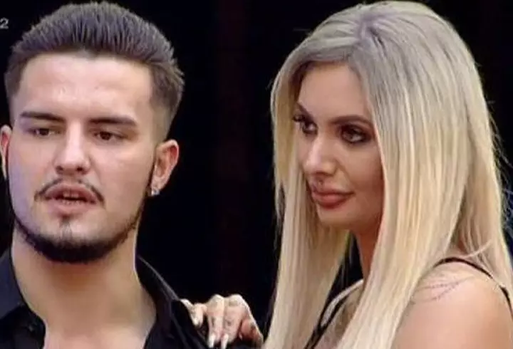 Cine este Bia Khalifa, concurenta de la iUmor care l-a șocat pe Mihai Bendeac. A purtat măști de protecție în loc de lenjerie intimă