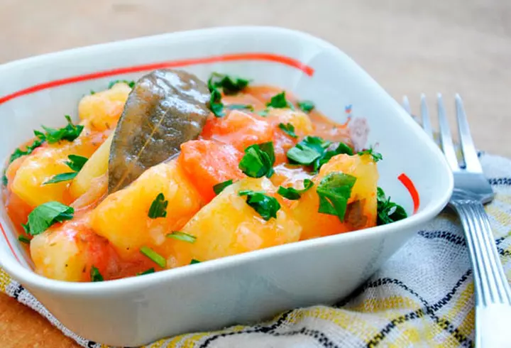 Clătite de post. Rețetă din câteva ingrediente