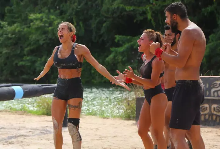 Bianca Drăgușanu reacționează, după ce menajera lui Alex Bodi a spus că n-a văzut nicio bătaie între ei: ”Minte! Am dovezi”