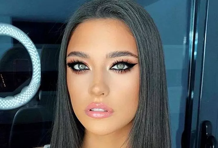 Bianca Drăgușanu, criză de gelozie din cauza Iuliei Sălăgean. Gabi Bădălău îi vorbește urât vedetei: ”Ești...”