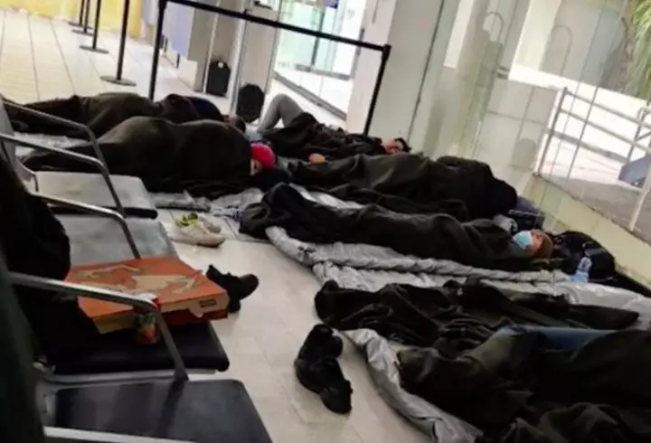 De ce mâncăm mai mult iarna? Explicația și soluțiile nutriționistului: suntem mult mai predispuși la depresie