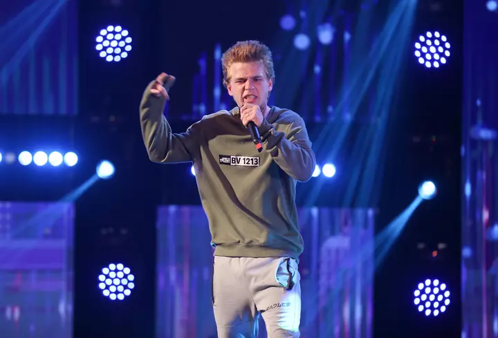 Cum a cunoscut-o Smiley pe Rihanna. Au avut un schimb de replici acid: "Tu cine ești?!"