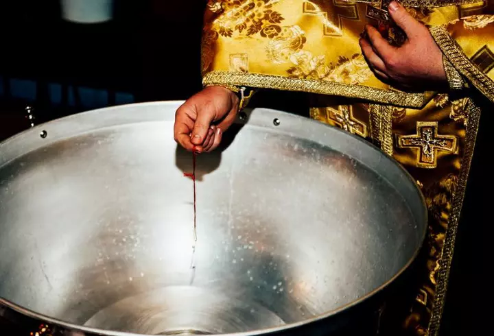 De ce mâncăm mai mult iarna? Explicația și soluțiile nutriționistului: suntem mult mai predispuși la depresie