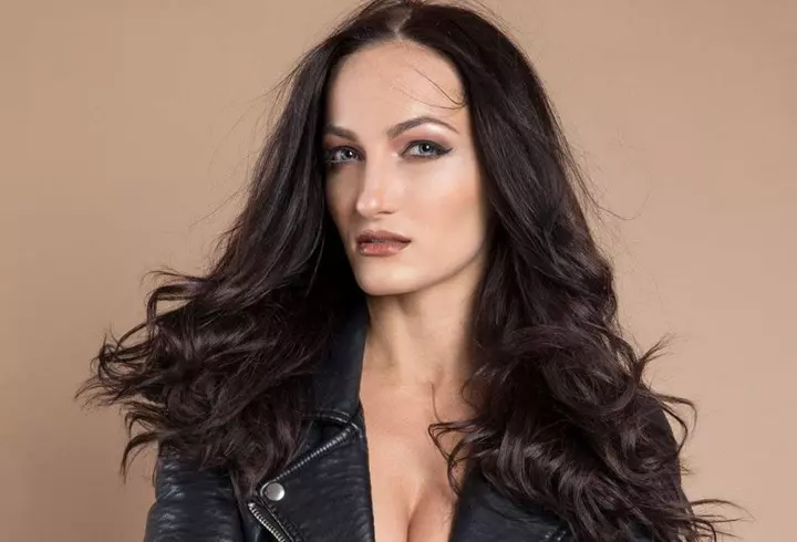 Cum arată și unde lucrează acum Dana Mladin: "Românii încă mă recunosc pe stradă ca fata de la Şcoala Vedetelor"