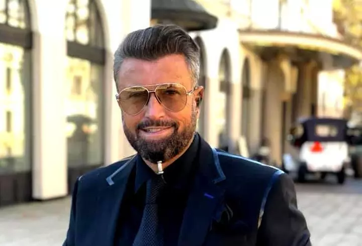 Scandal uriaș între Alin Sălăjean de la Survivor și Kamara. Musty, fratele artistului, acuzat de violență: "M-a amenințat că îmi rupe picioarele!"