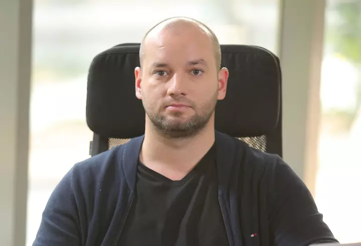 Cum arată și unde lucrează acum Dana Mladin: "Românii încă mă recunosc pe stradă ca fata de la Şcoala Vedetelor"