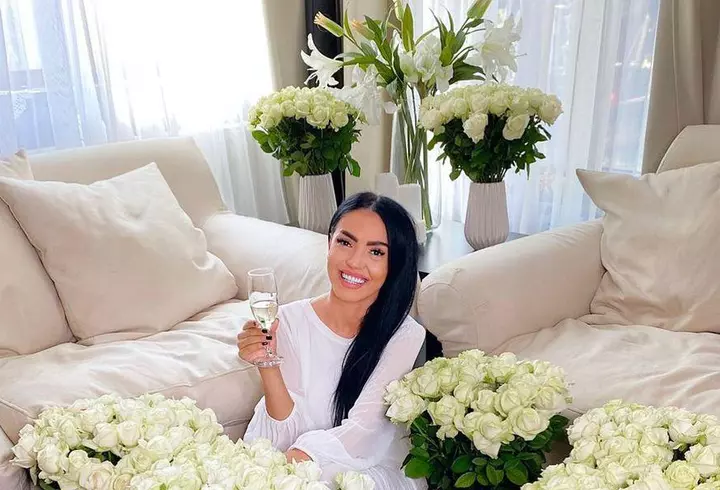 Marius Elisei are o nouă iubită la trei luni după divorț! Oana Roman: "A refuzat să meargă în vacanță cu mine și cu Isa"