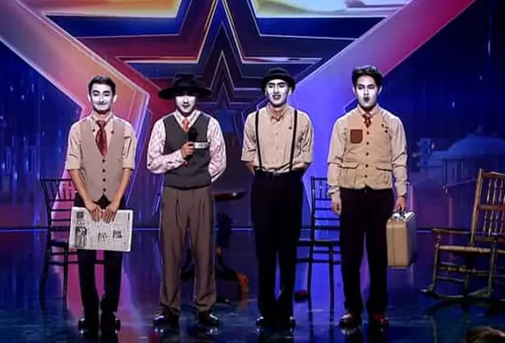 Cum a cunoscut-o Smiley pe Rihanna. Au avut un schimb de replici acid: "Tu cine ești?!"